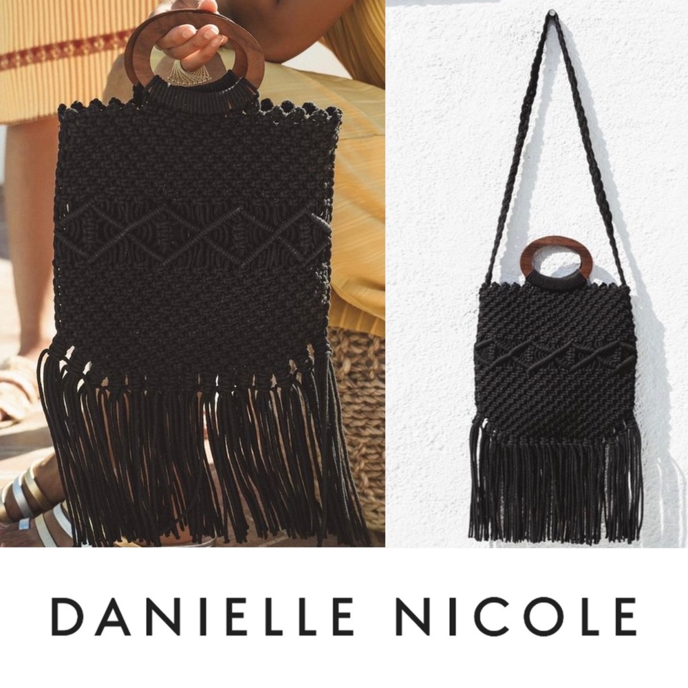 NWT Danielle Nicole